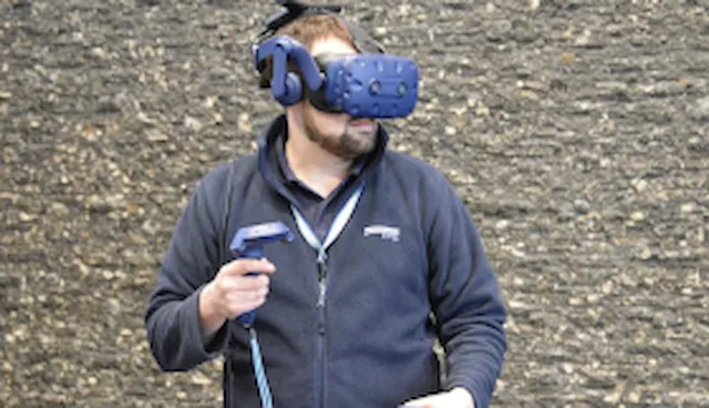 Virtual reality major accident hazard awareness training