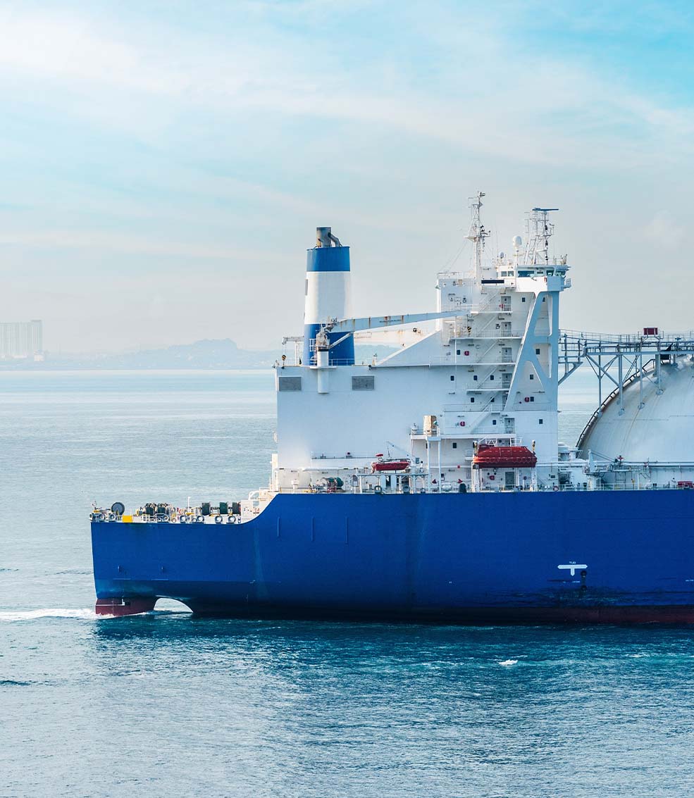 LNG carrier superstructure