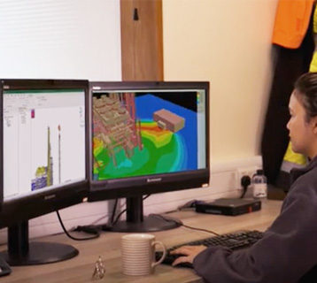 workers uses phast software