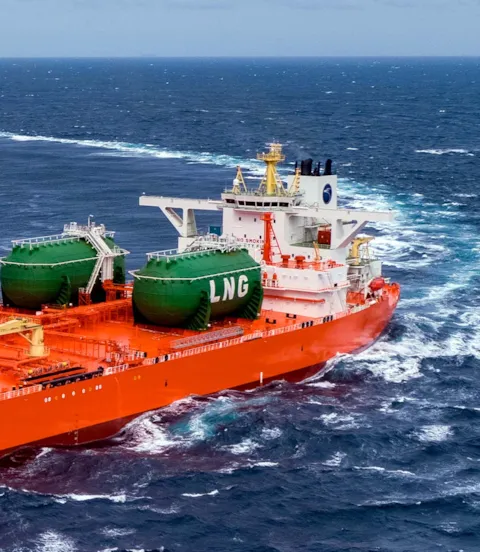 Eagle Ventura at sea