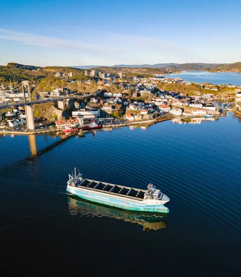 Yara Birkeland underway