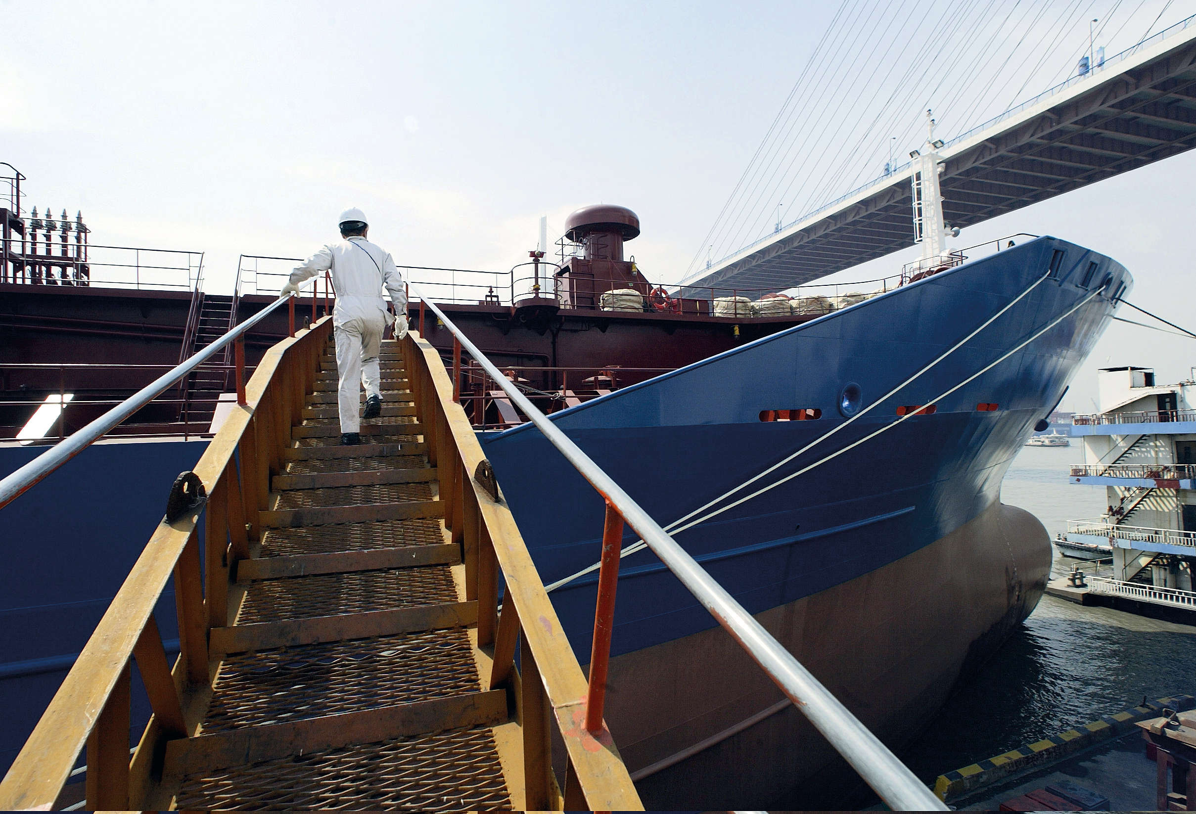 Maritime surveys and inspections courses