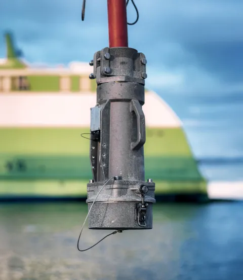 Shore power connection
