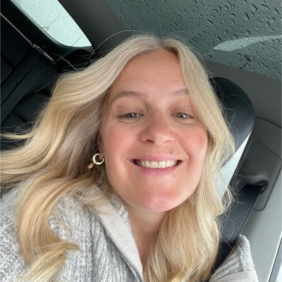 Ellen  Marie  Sætre