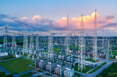 Explore all Synergi Electric modules for power distribution analysis and optimization