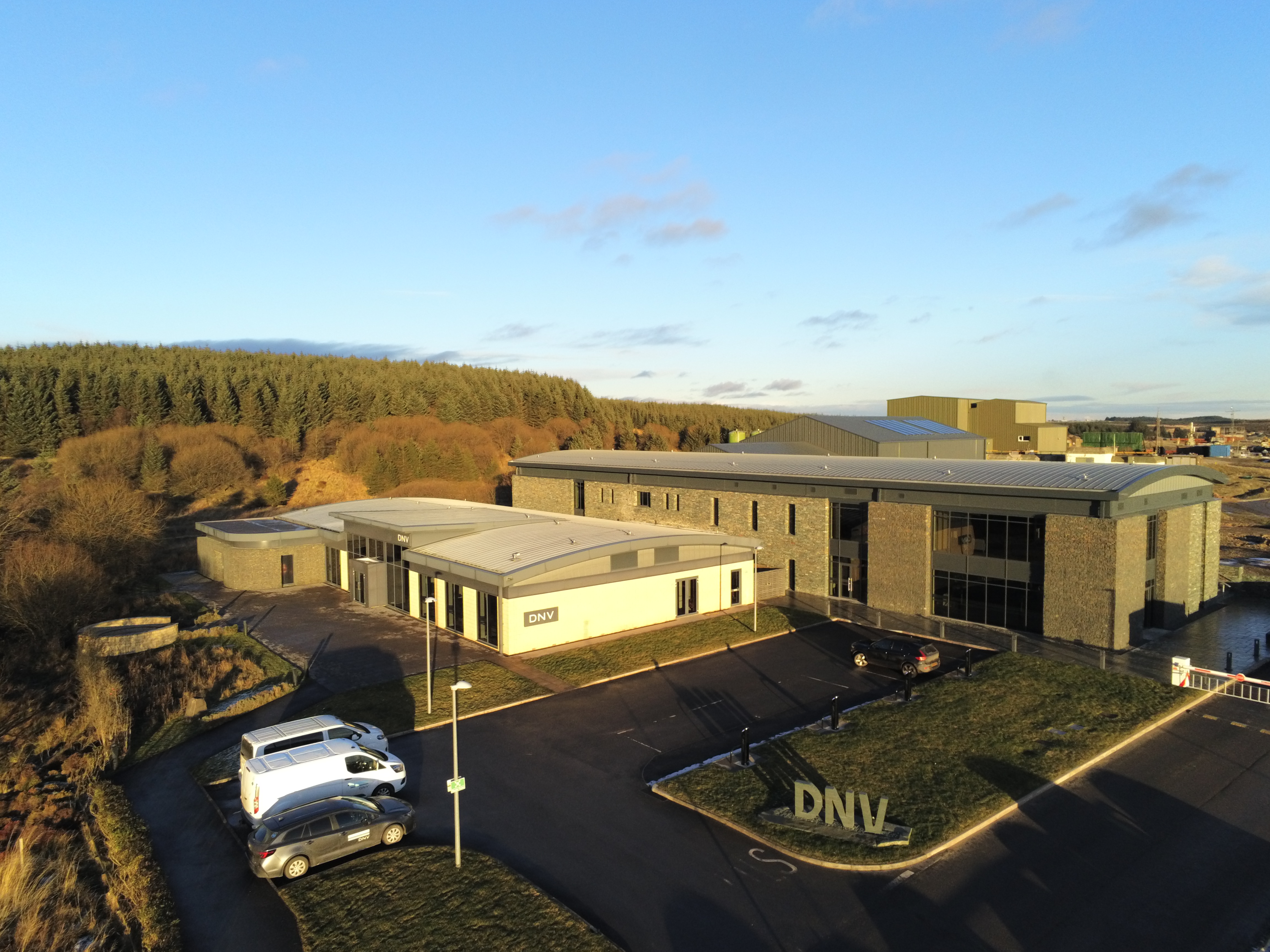 H2 detonation in safe surroundings at Spadeadam Research and Development Facility, UK