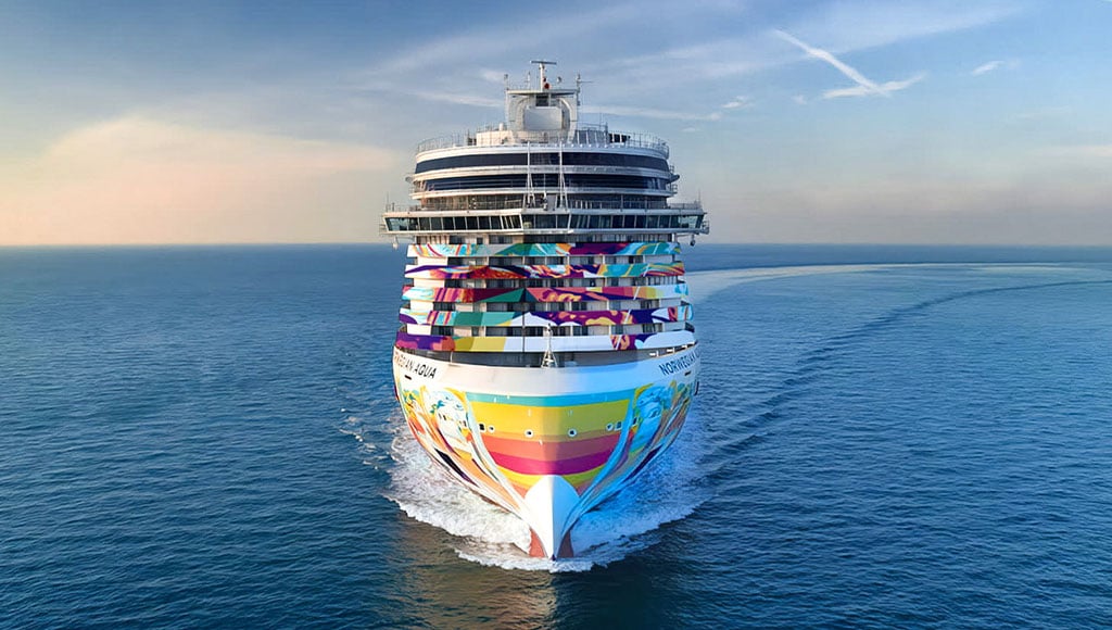 Norwegian Aqua at sea