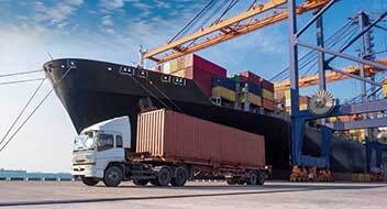 Cargo owners and consumers