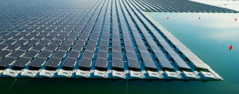 Monitorización de parques solares flotantes