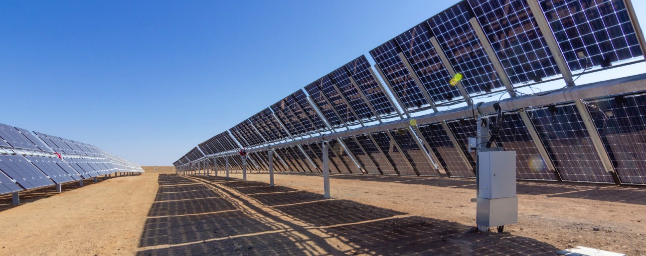 Bifacial PV technology: technical considerations