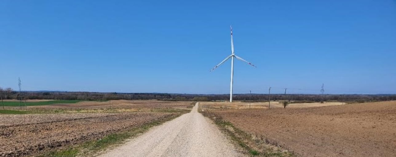Financing five wind farms in Poland
