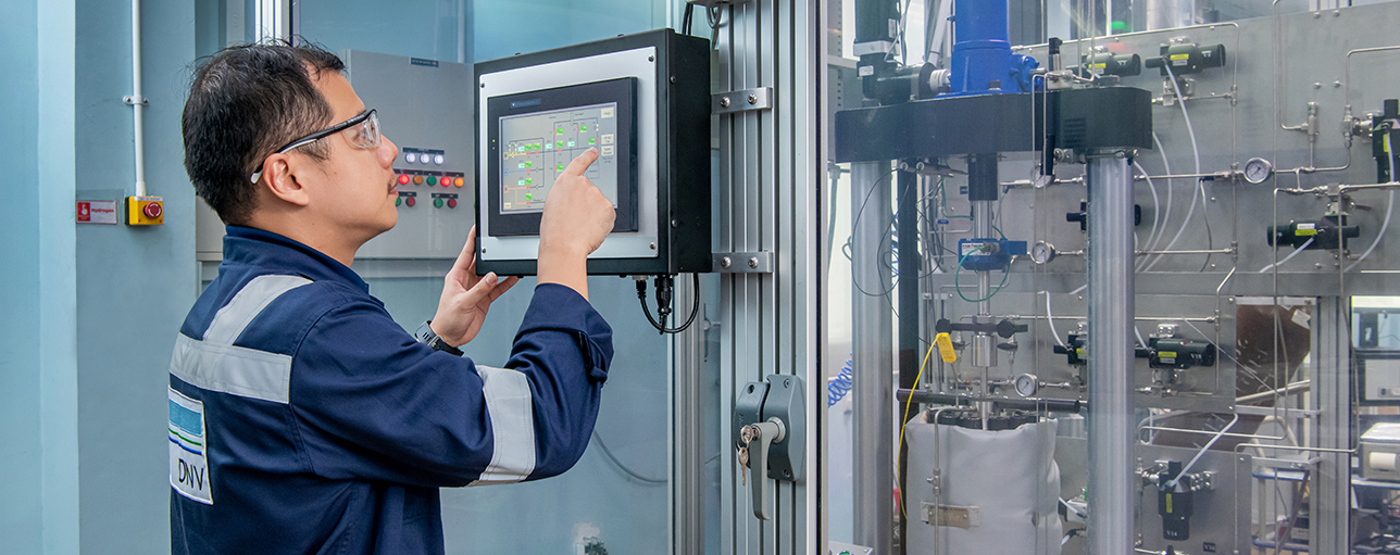 Man performing testing in DNV's Singapore laboratory