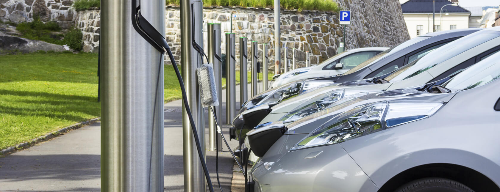 V2X enablers and barriers