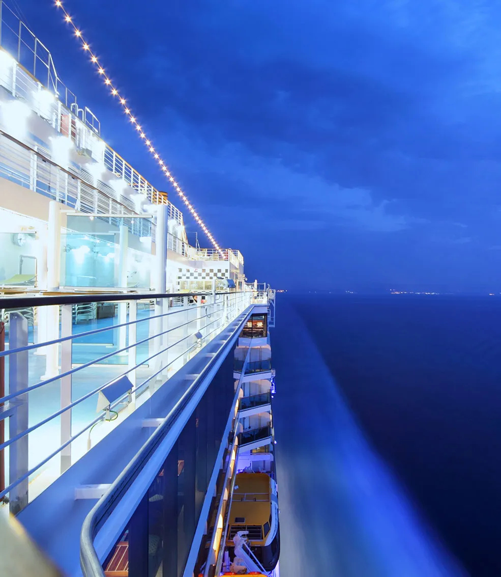 illuminated_cruise_ship_underway.jpg