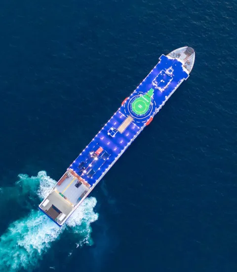 Stena_Estrid_at_sea.jpg