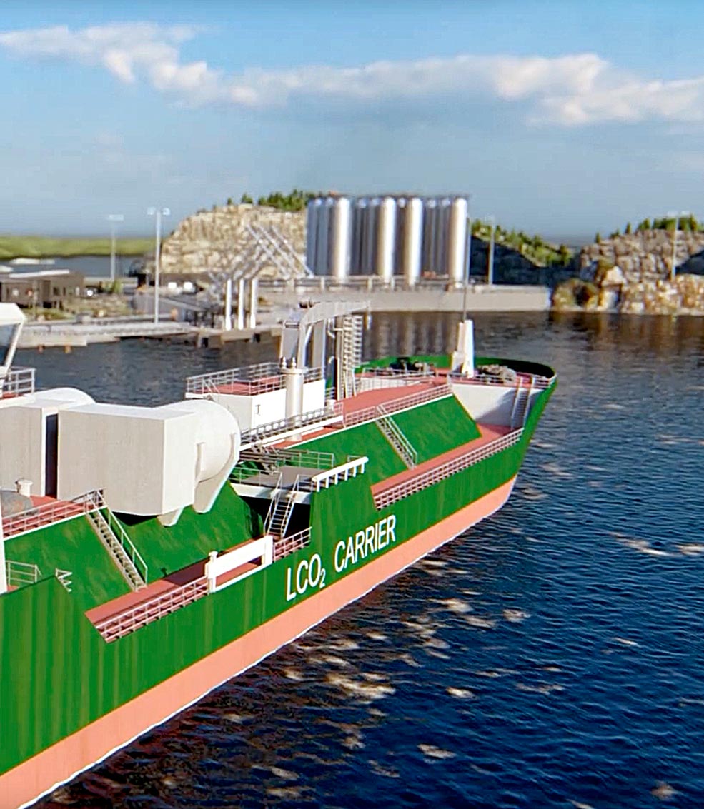 Vessel approaching storage facility - DNV GL