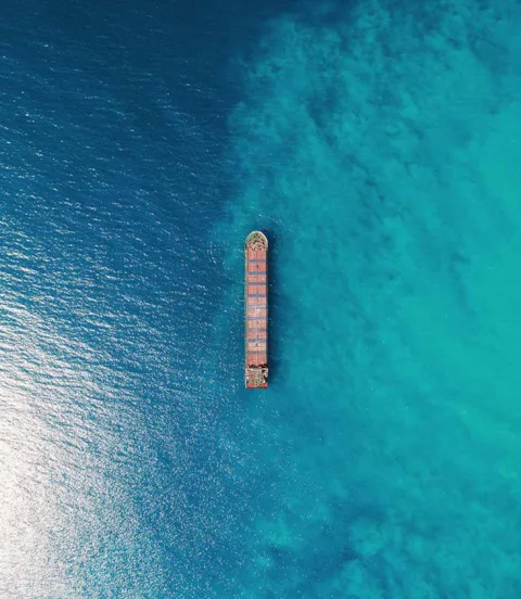 Bulk_Carrier_underway