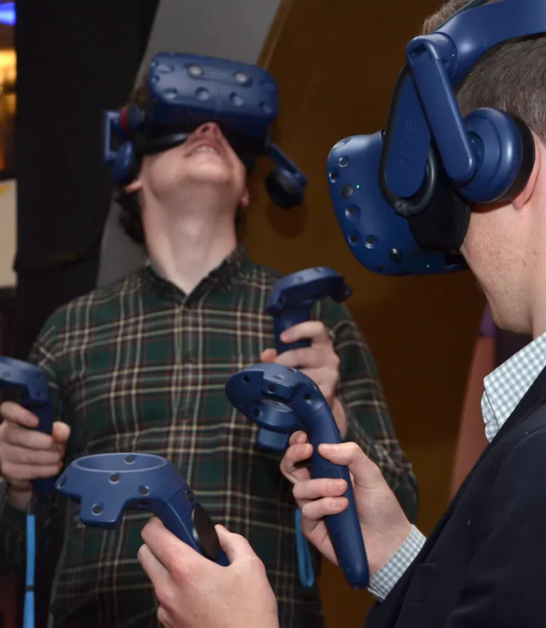 VR glasses and controller