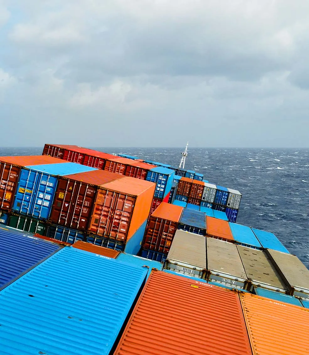 Container_Ship_rolling_2.jpg