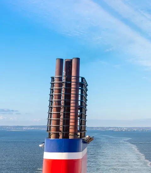 Ropax_ferry_funnel.jpg