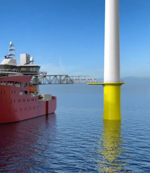Gangway_extended_to_wind_turbine.jpg