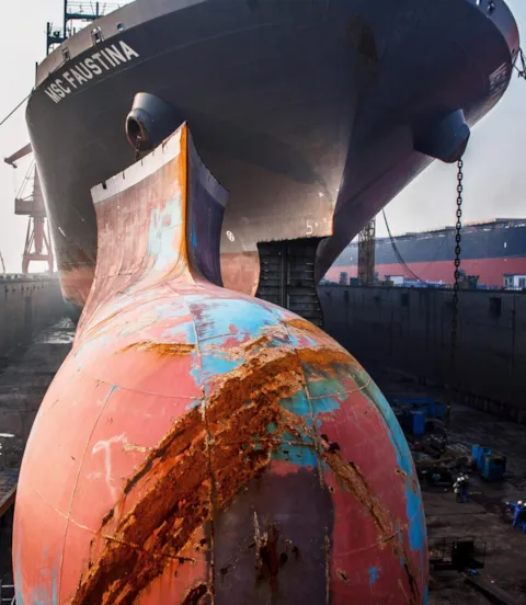 MSC Faustina bow shipyard