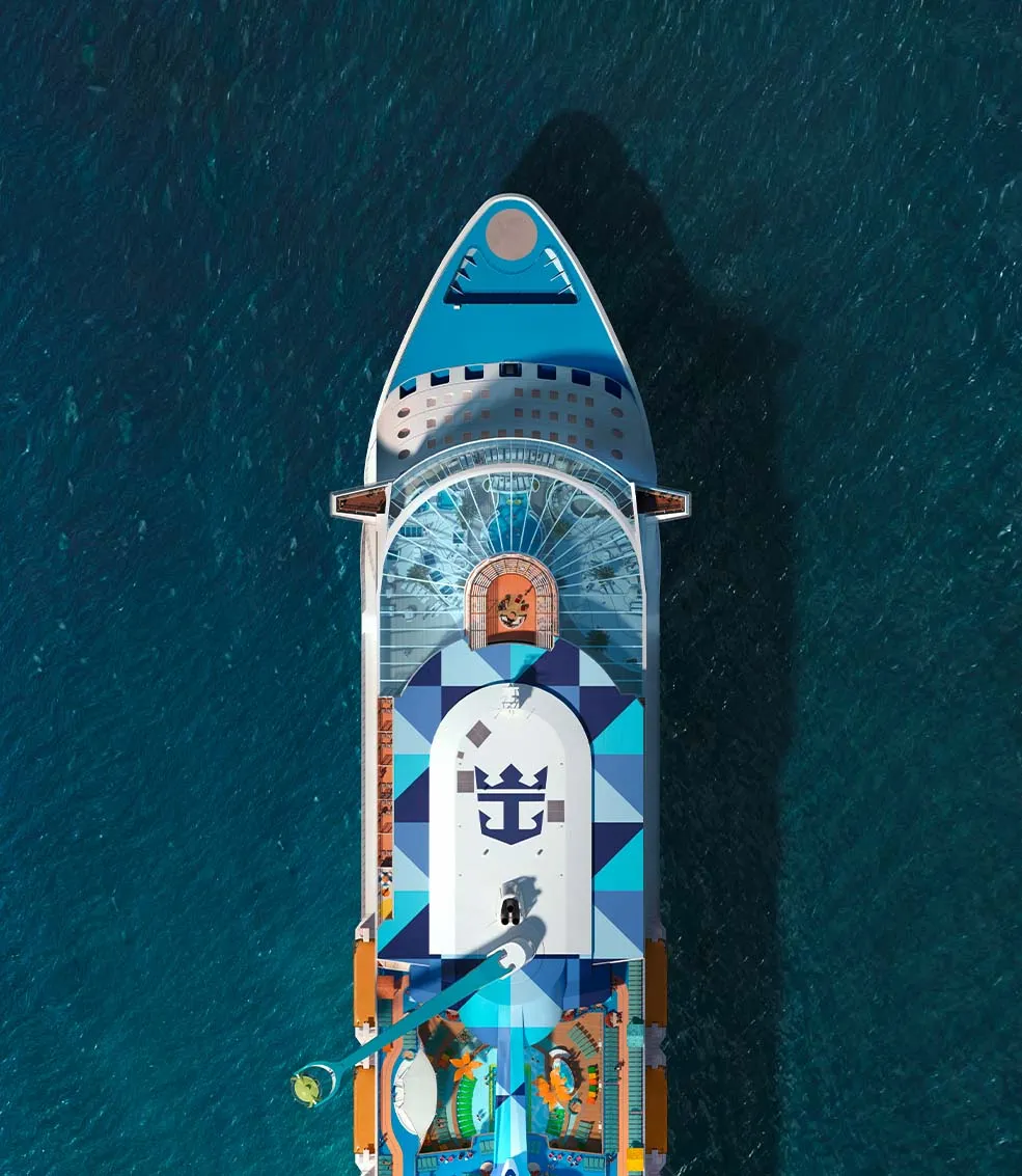 Odyssey_of_the_Seas_at_sea