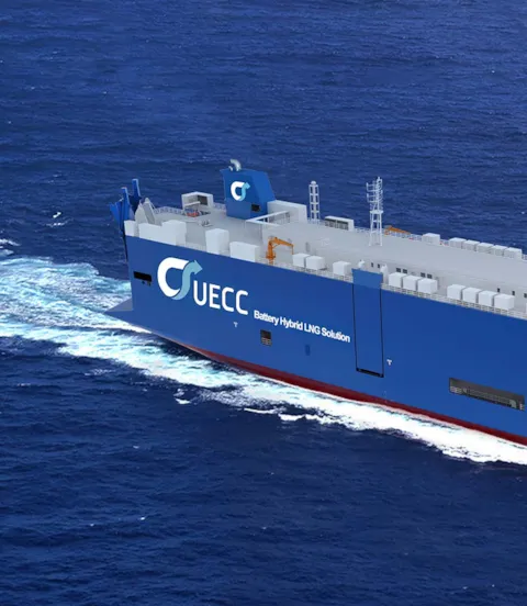 UECC vessel stern - DNV GL
