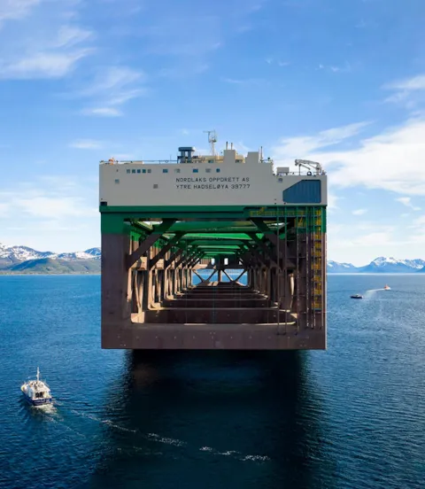 Jostein_Albert_during_transport