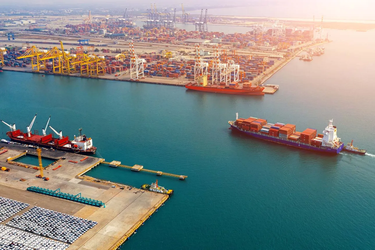 Chinese container terminal | DNV GL - Maritime
