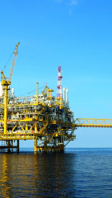 oil and gas platform field yellow