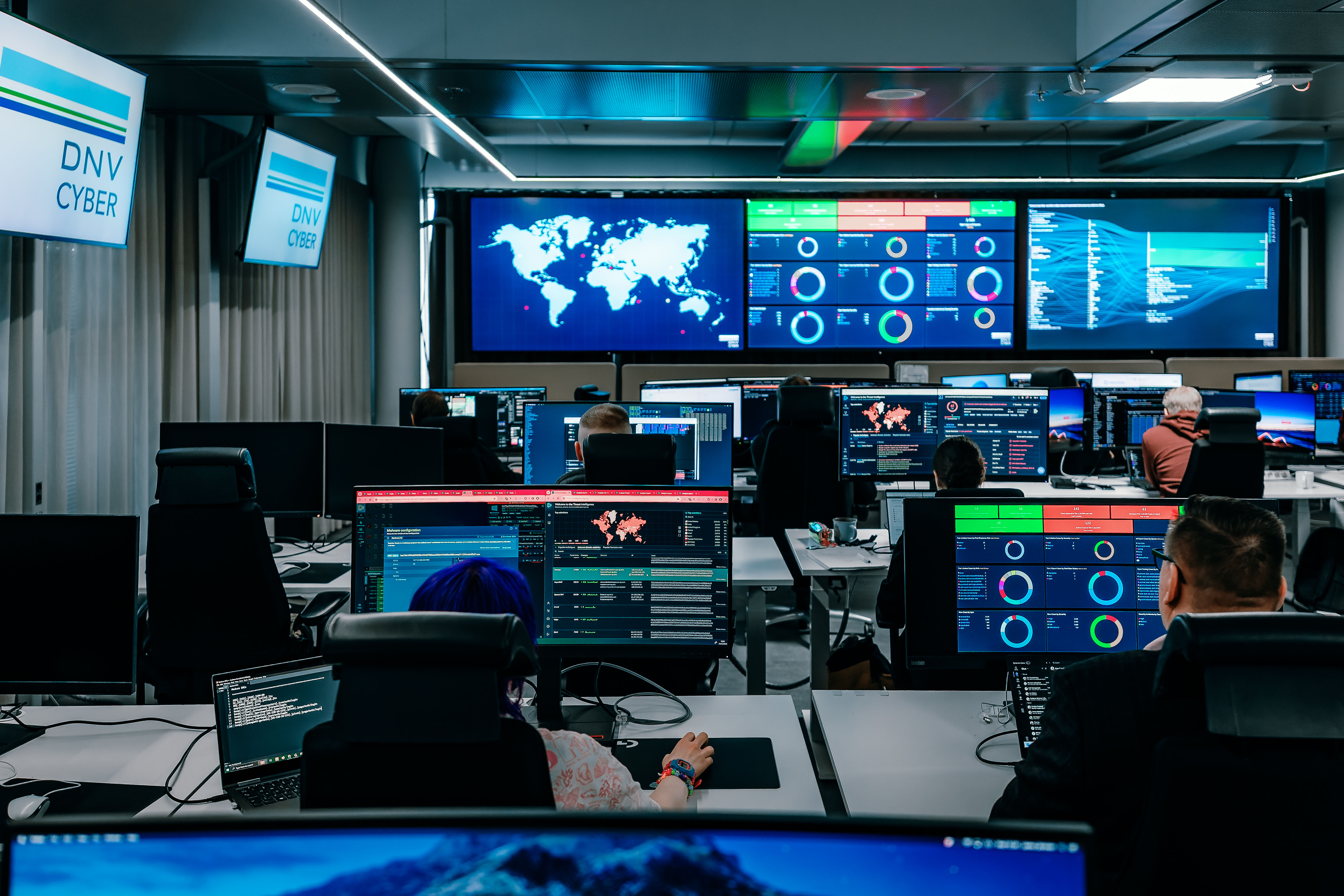 Security operation centre SOC DNV Cyber