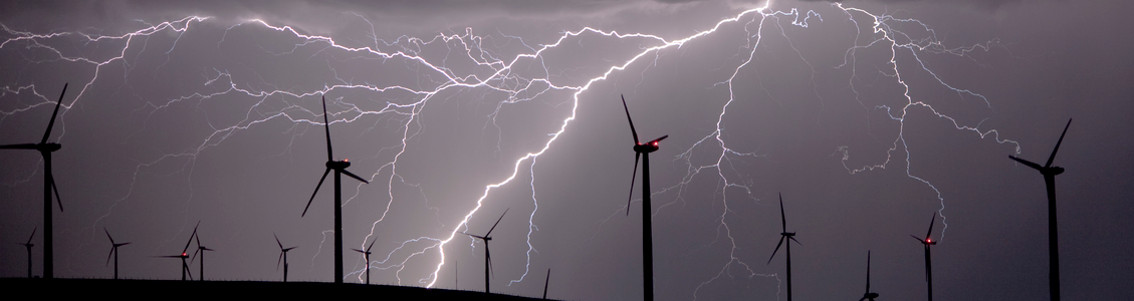 Grid resiliency against extreme weather