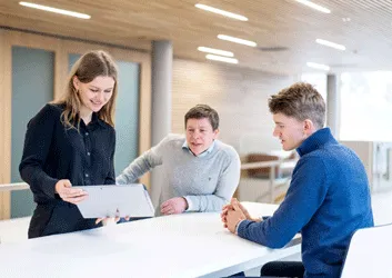 Espresso 调查：质量审核发现速览 - 信息图表