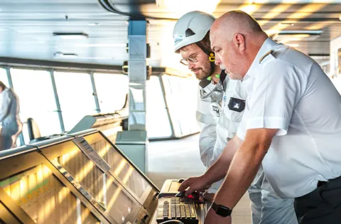 Download the full article