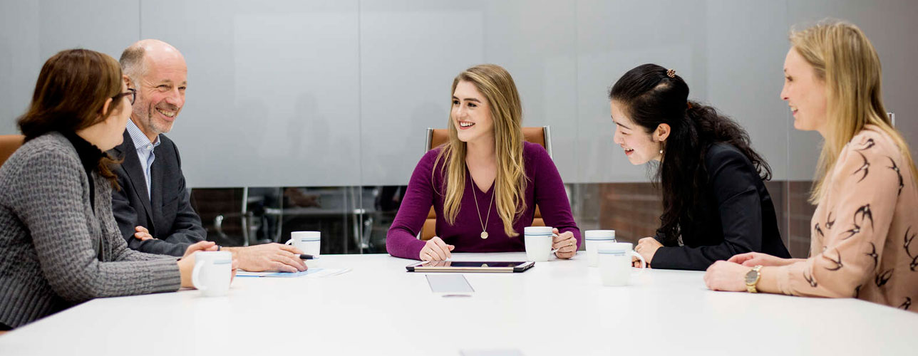 DNV GL colleagues in a meeting