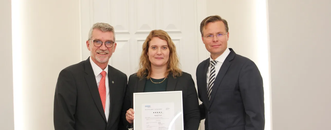 Hapag-Lloyd receives DNV Excellence 5 Star Award for continuous compliance_1288x511