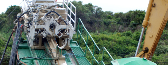 Horizontal drilling rig