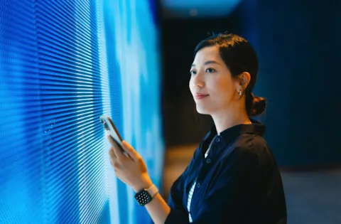 Optimizing human-AI collaboration