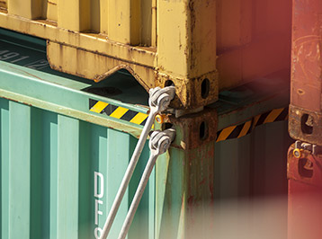 Lashing of container | DNV GL - Maritime