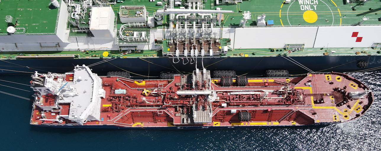 Gas bunker vessels