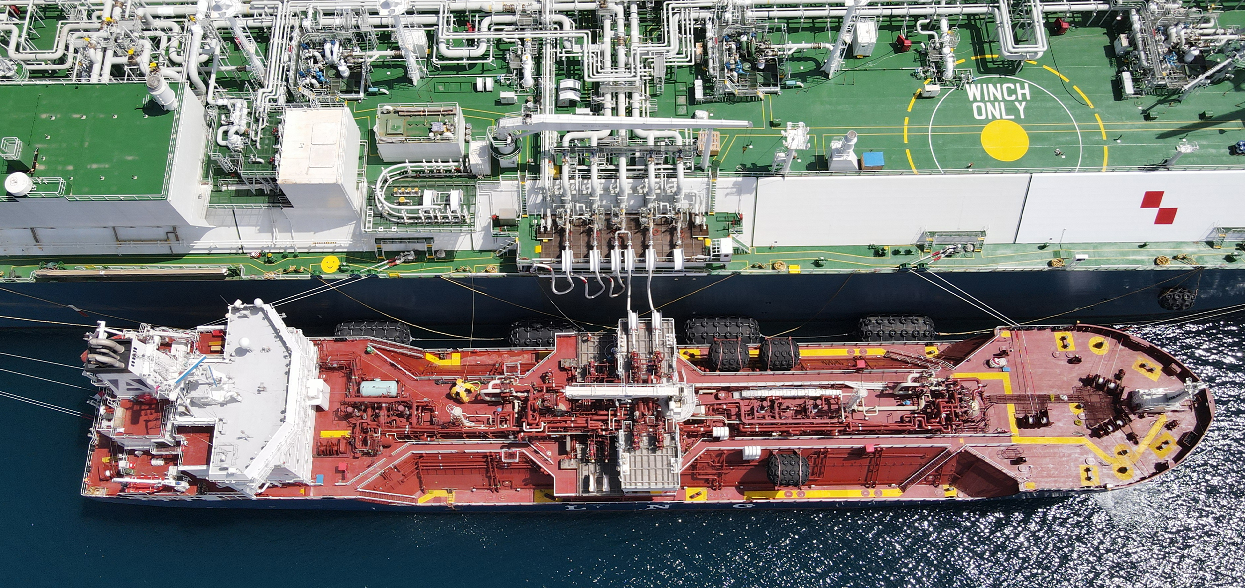 Gas bunker vessel whitepaper hero carousel
