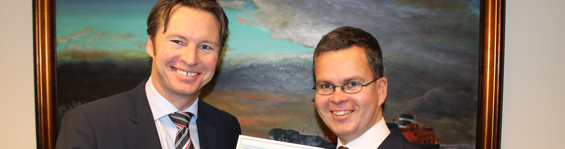 Double first for DNV GL with new rule set class contract for LNG-fuelled bulkers