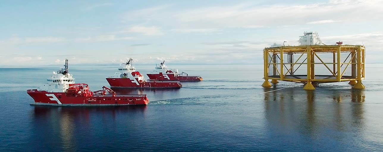 Vessels towing ocean farm