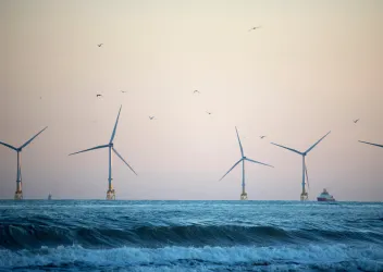 Analysis of T&I (transportation & installation) of offshore wind turbines and foundations