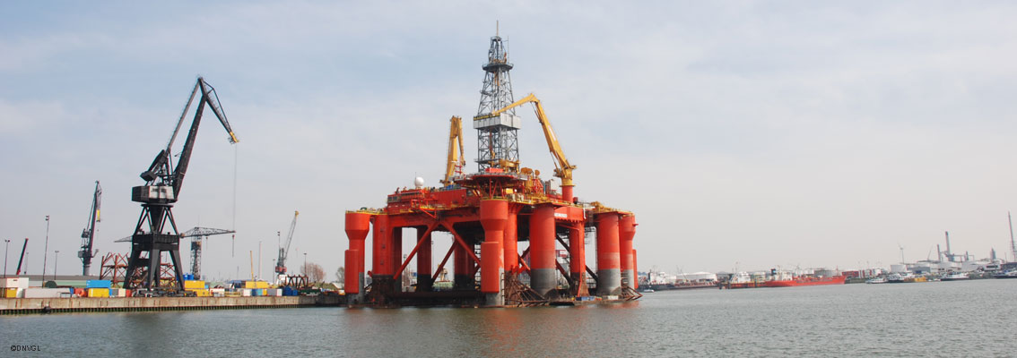 Oil rig at the dock