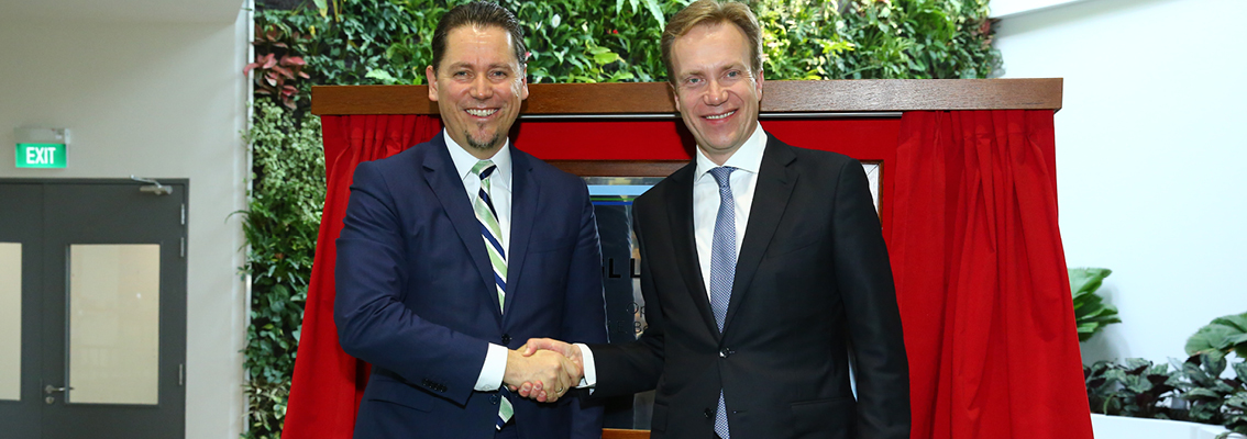 Remi & Foreign Minister