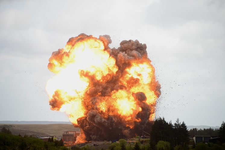 Spadeadam Large-scale explosion test