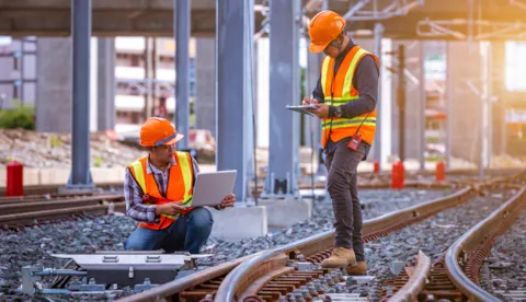 Establishing a Safety Management System for Railways – Dynamic barrier handling in complex rail environments