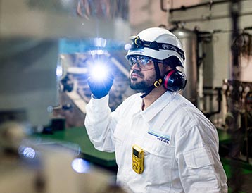 Download the full article 